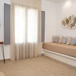 Anais Of Naxos 3*