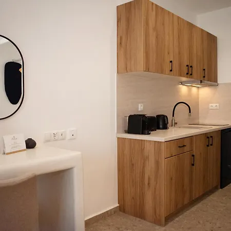 Anais Of Naxos Hotel 3*