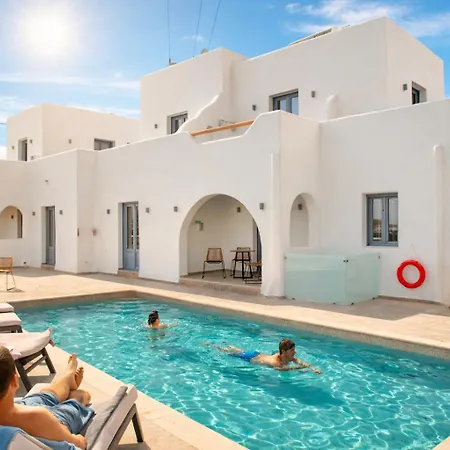 Отель Anais Of Naxos 3*