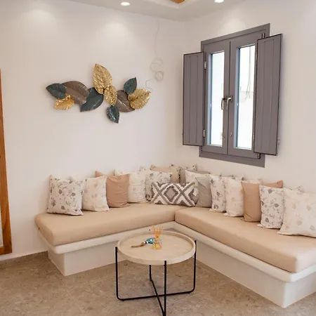 Anais Of Naxos Agia Anna (Naxos)