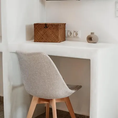 Hotel Anais Of Naxos 3*