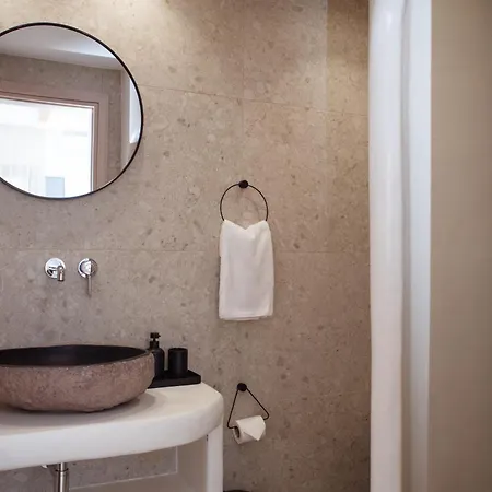 Anais Of Naxos 3* Αγία Άννα